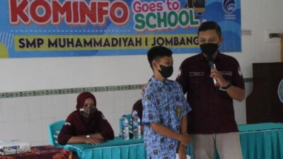 Acara Kominfo Goes To School di SMP Muhammadiyah 1 Jombang