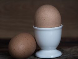 Harga Telur Ayam Ras Hari Ini Minggu 19 September 2021: Harga Masih Stabil