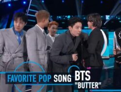 Cetak Sejarah, BTS Menangkan Artist of The Year dalam American Music Awards 2021