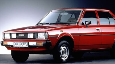 Sebelum Beli Toyota Corolla DX 83, Simak Konsumsi BBM serta Perawatanya Berikut