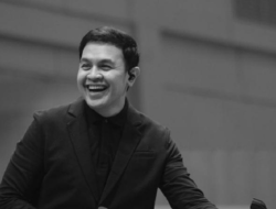 Lirik Lagu Tulus- Hati-Hati di Jalan, Memiliki Tujuan Bersama Namun Tak Bisa Tercapai