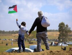 Lirik Lagu Anak Palestina Sedih Bikin Baper “Atouna El Toufoule”