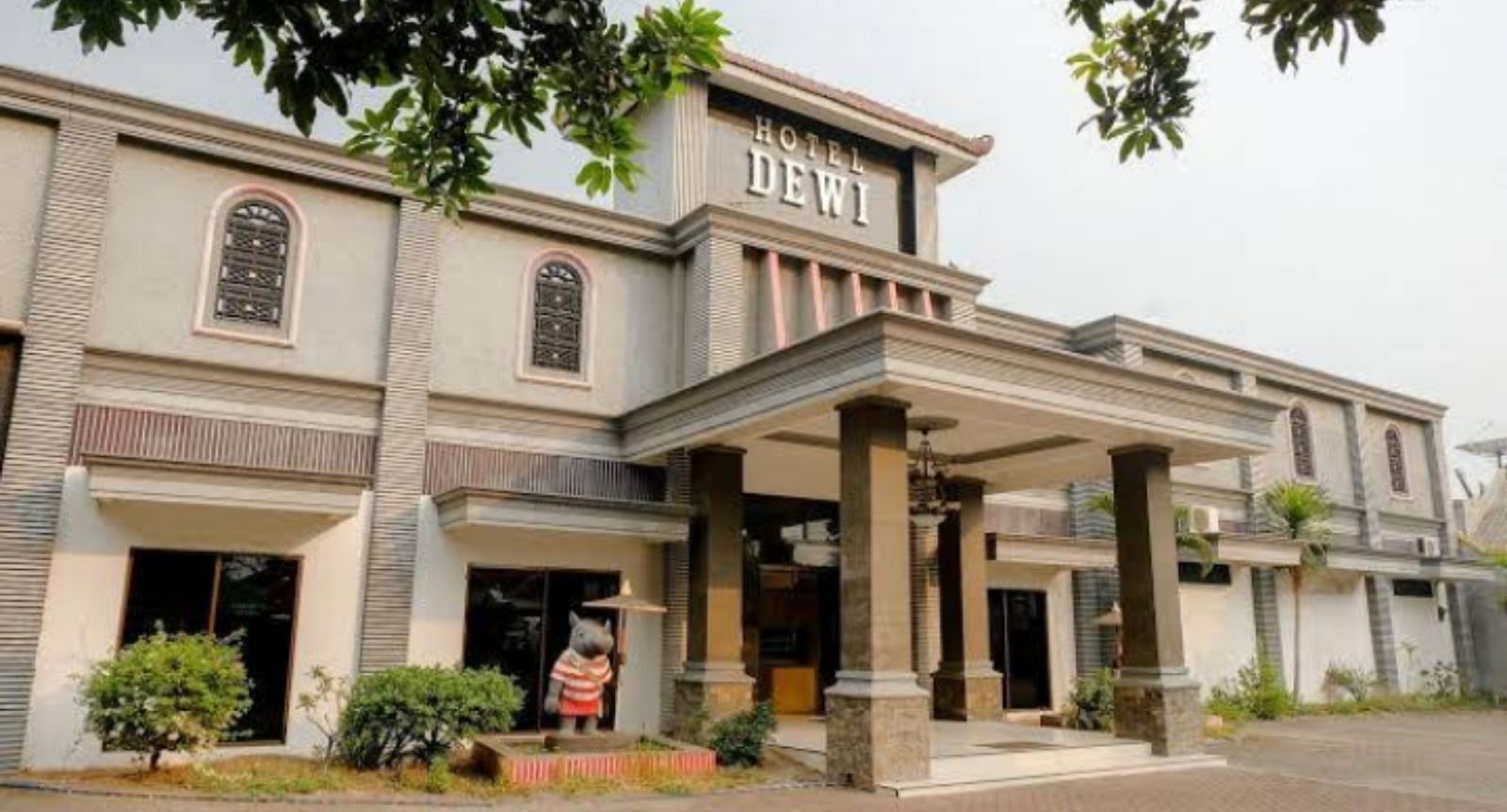 Hotel Dewi
