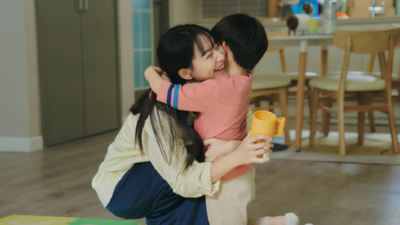 Drama Korea “Our Blues”, Shin Min Ah Adalah Seorang Ibu Yang Datang Ke Pulau Jeju Dengan Rahasia Menyakitkan